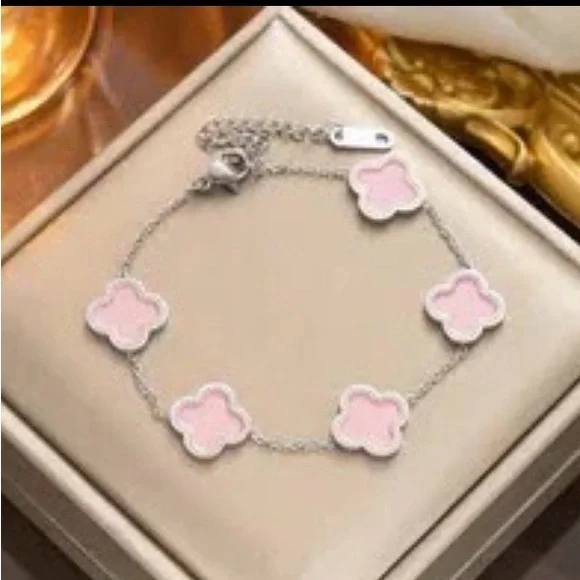 Clover Style Bracelet - Silver-Pink - Picture 1 of 1